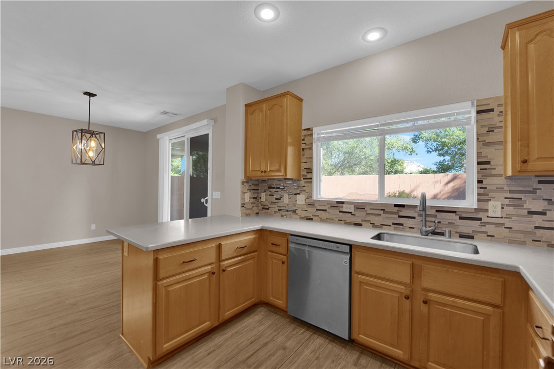 10592 Calico Pines Avenue