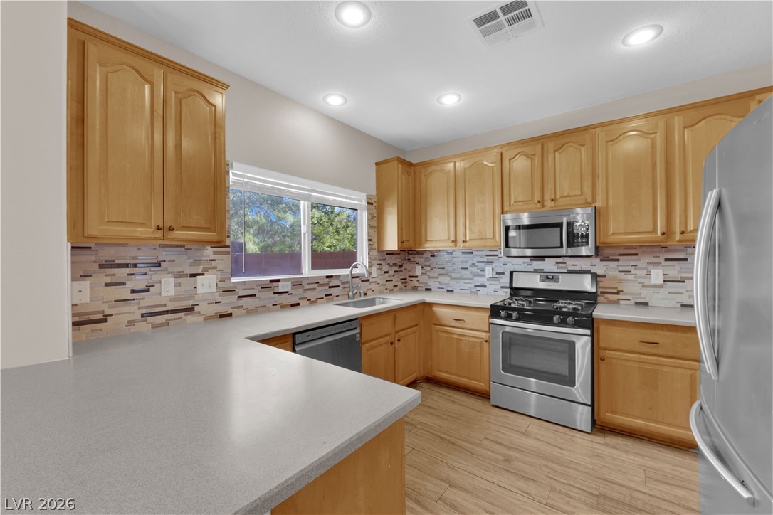 10592 Calico Pines Avenue