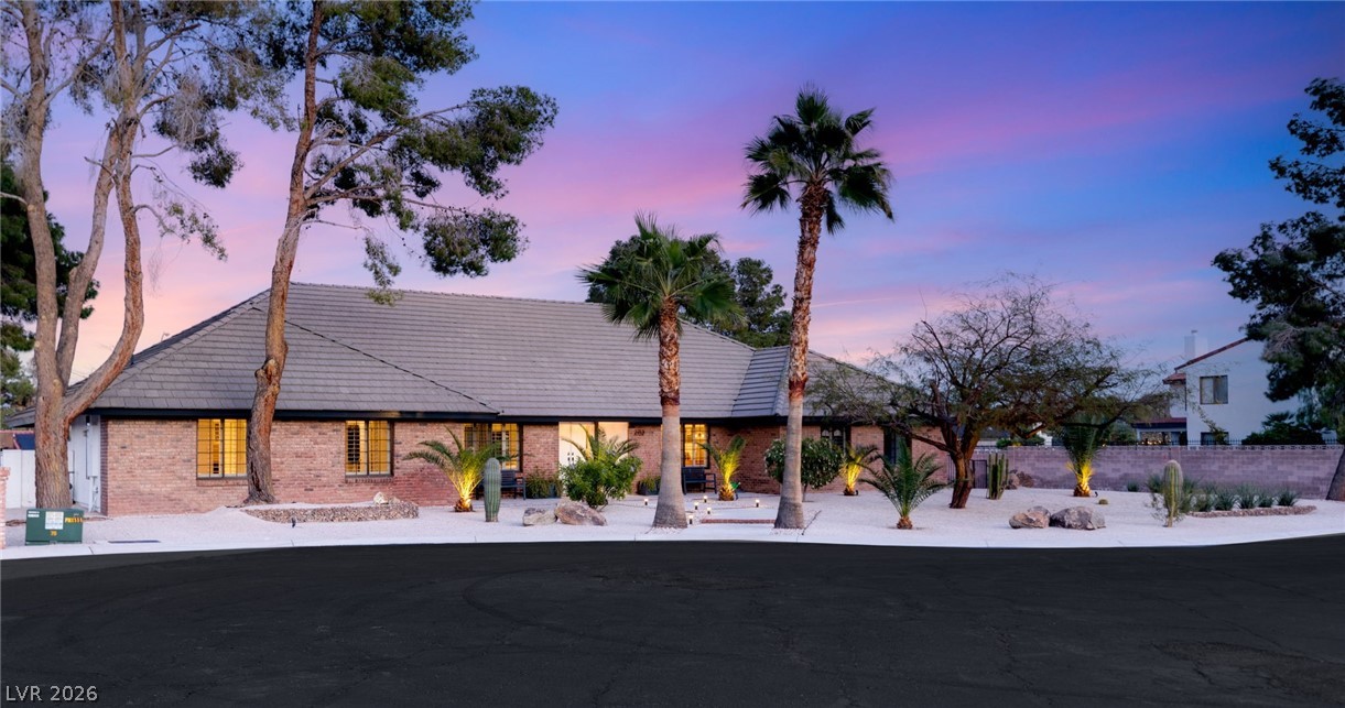 2713 South Miller Lane