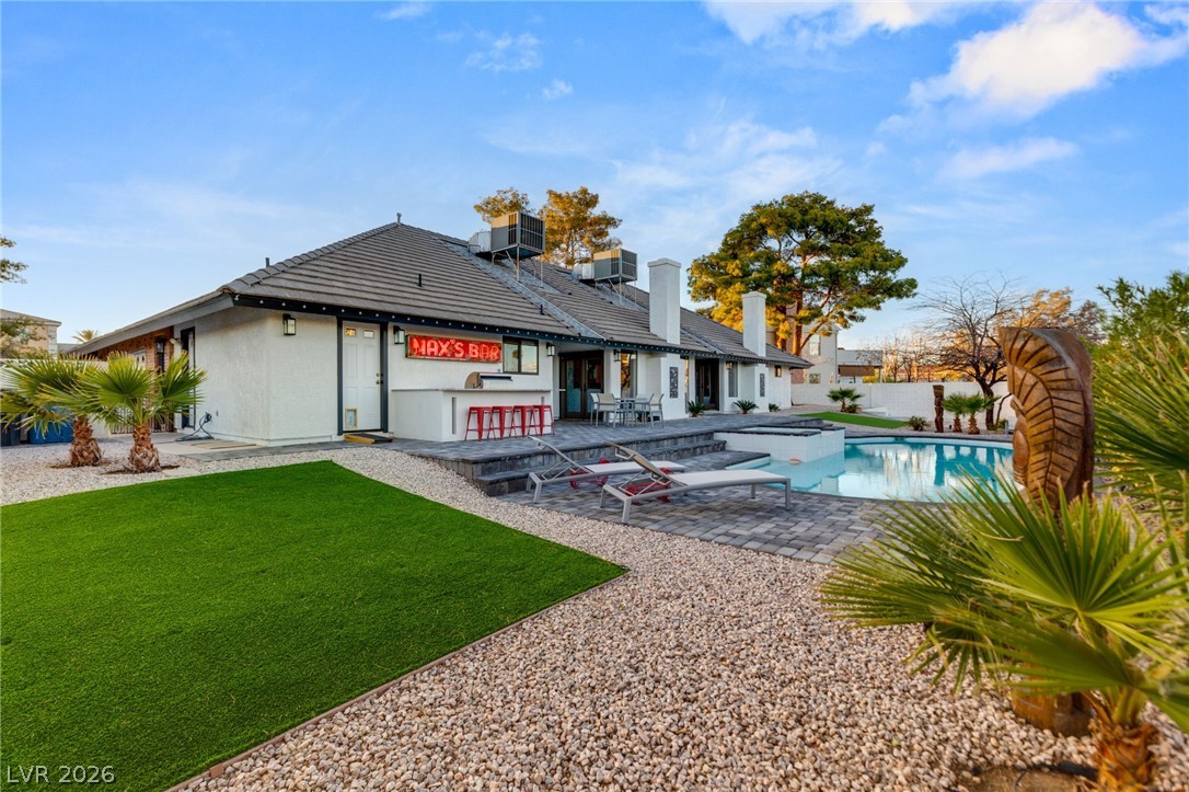 2713 South Miller Lane
