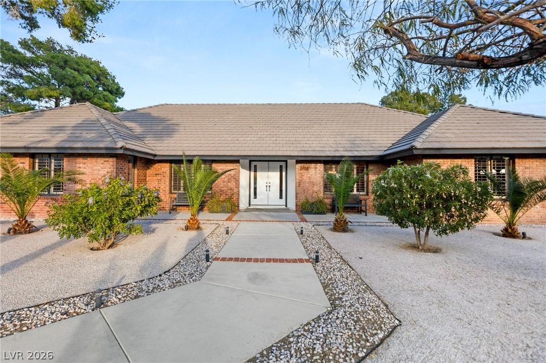 2713 South Miller Lane