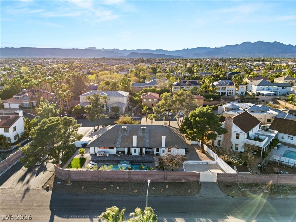 2713 South Miller Lane