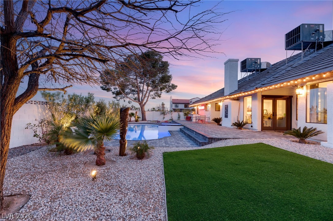 2713 South Miller Lane