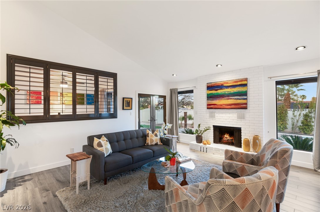 2713 South Miller Lane