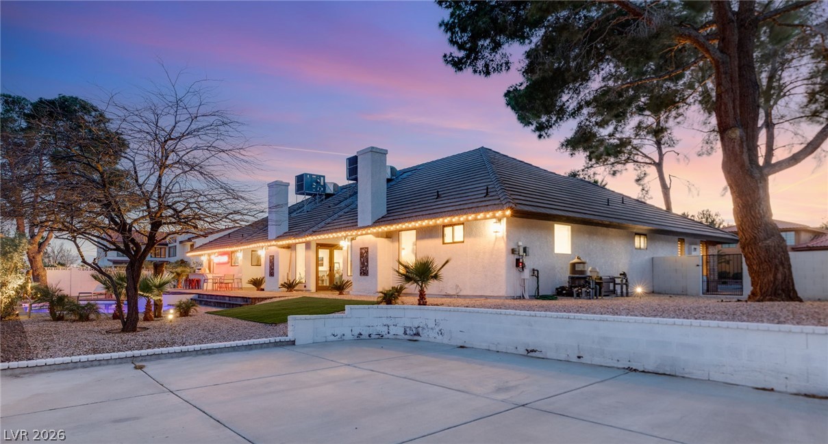 2713 South Miller Lane