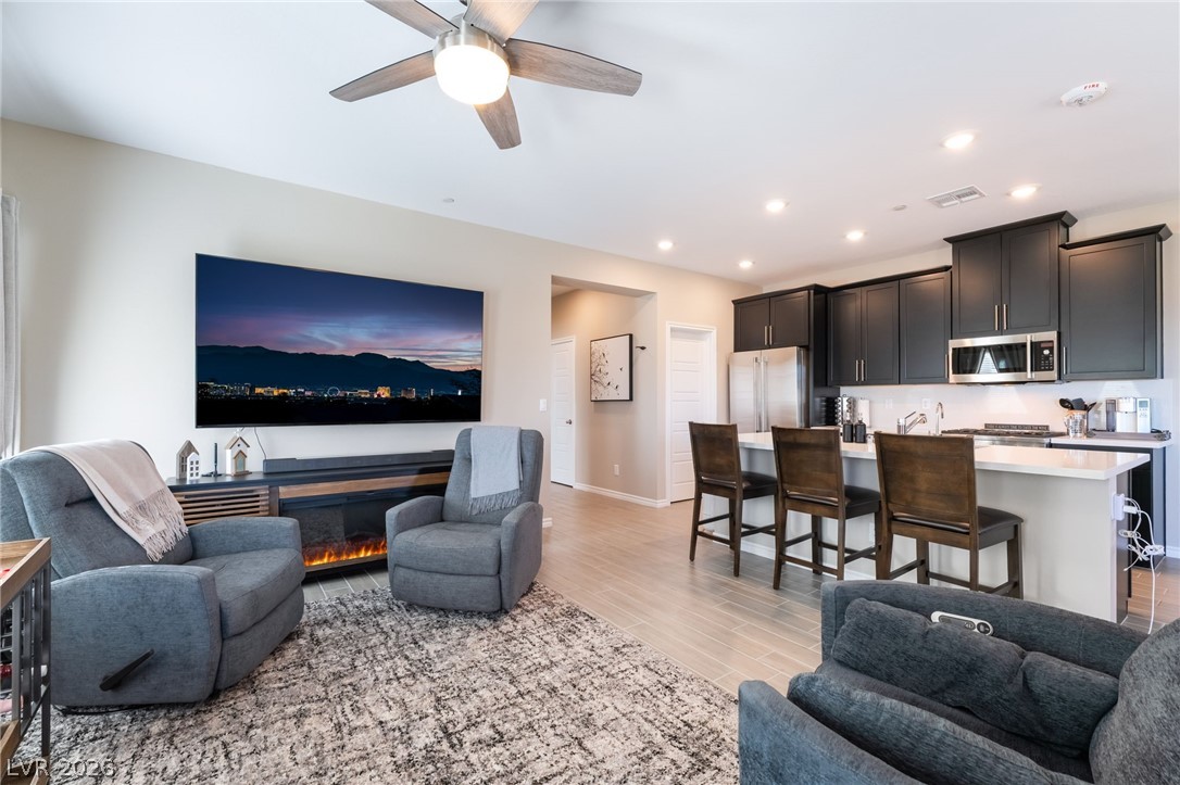 600 North Carriage Hill Drive 2161