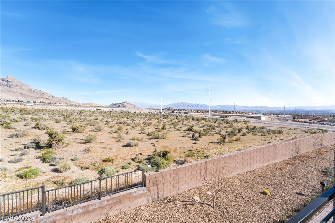 600 North Carriage Hill Drive 2161