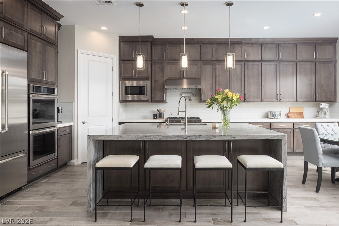 264 Tarragona Breeze Avenue