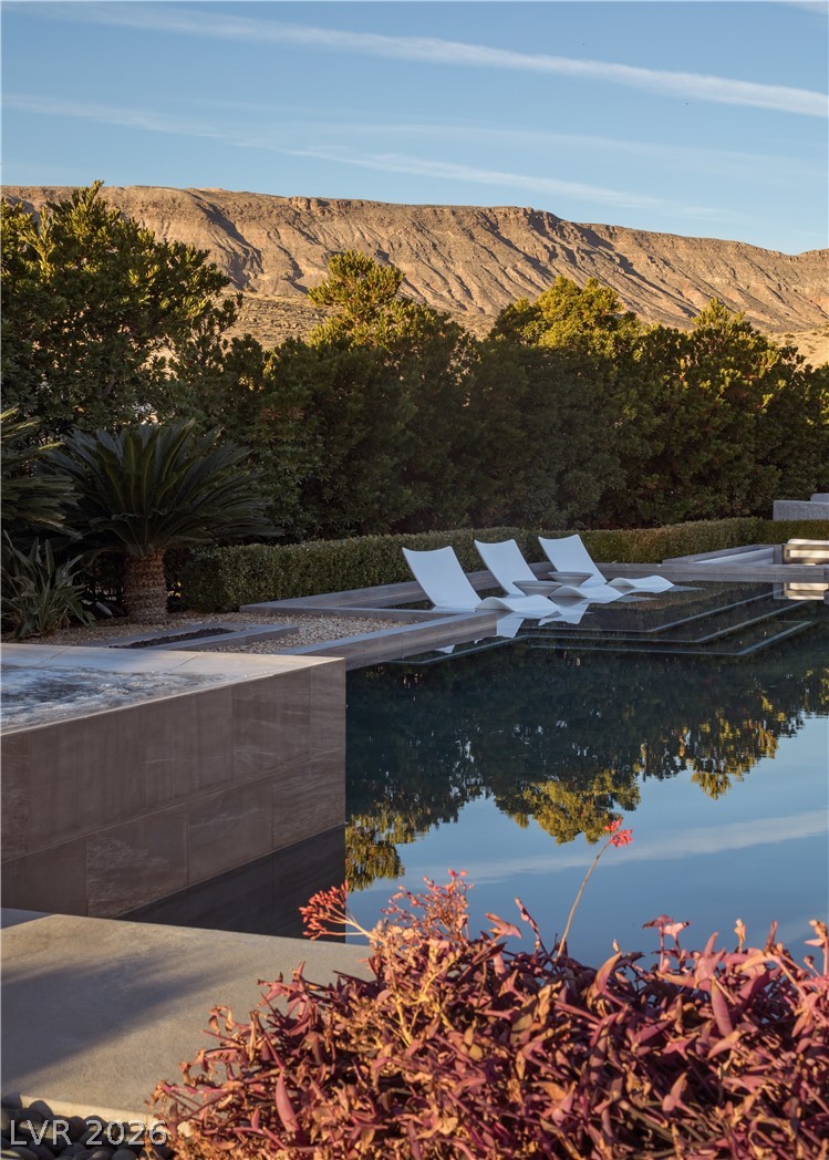 19 Flying Cloud Lane