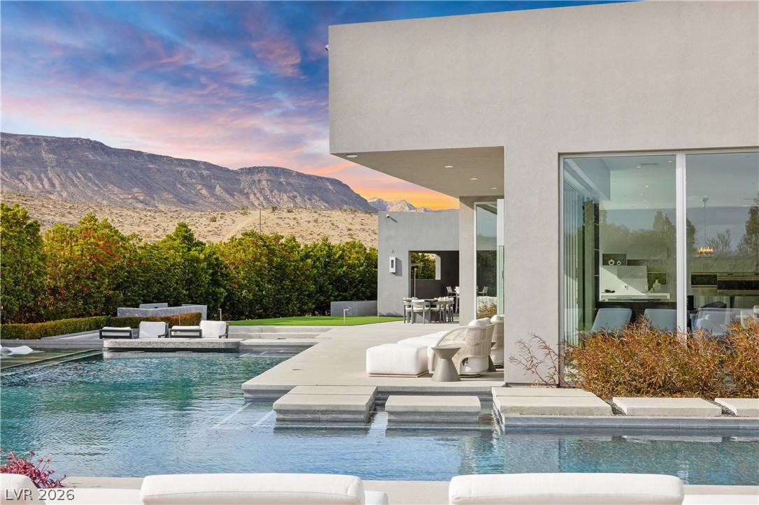 19 Flying Cloud Lane