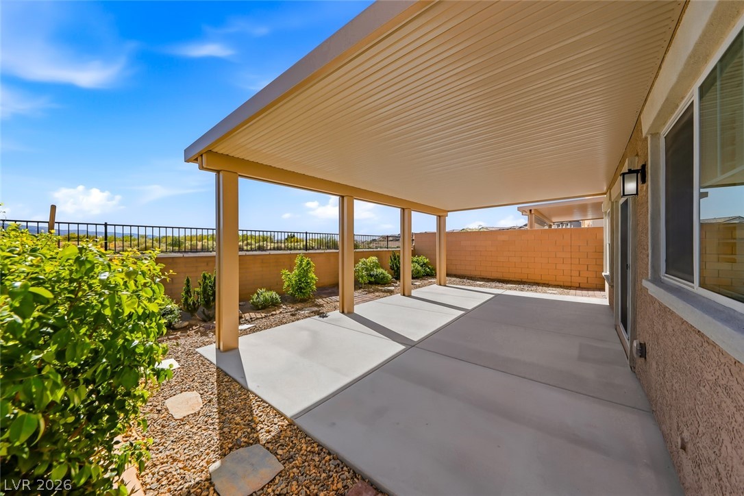 375 Winter Dove Avenue