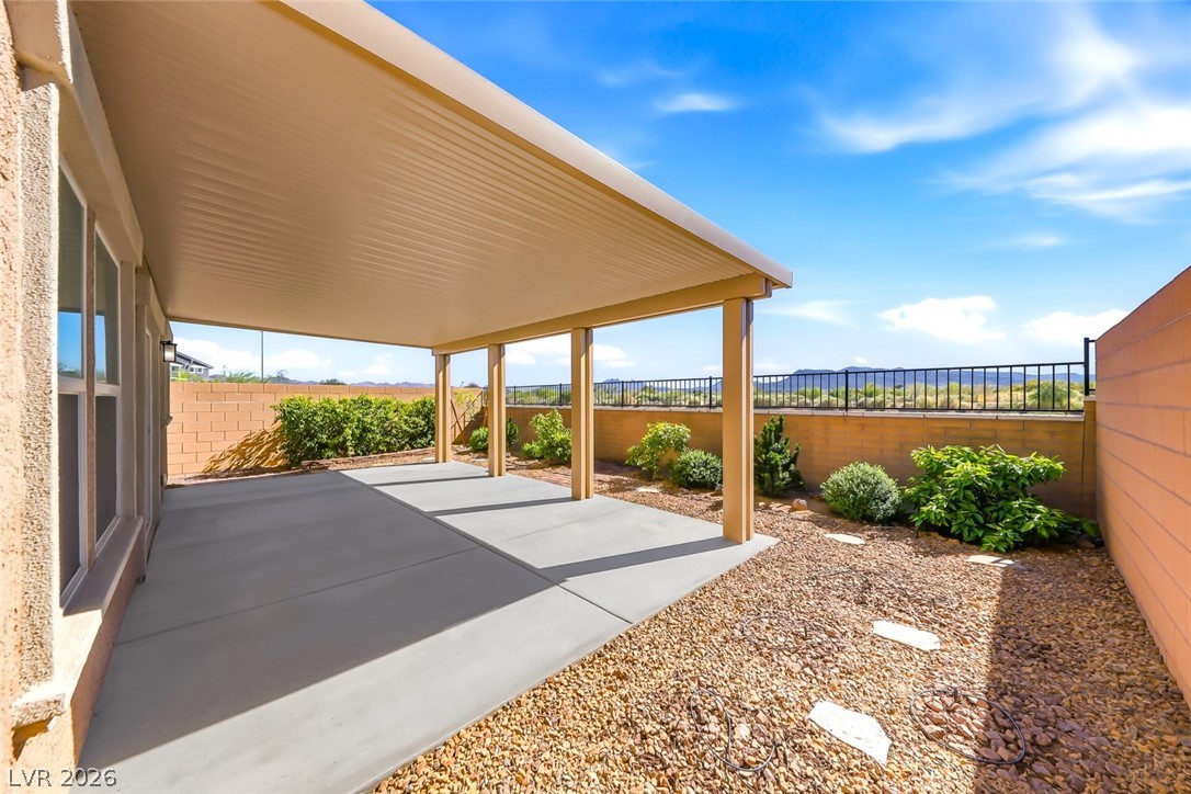 375 Winter Dove Avenue