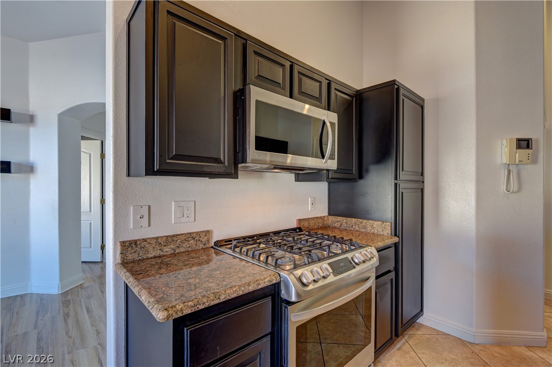 6728 Lavender Lilly Lane 1