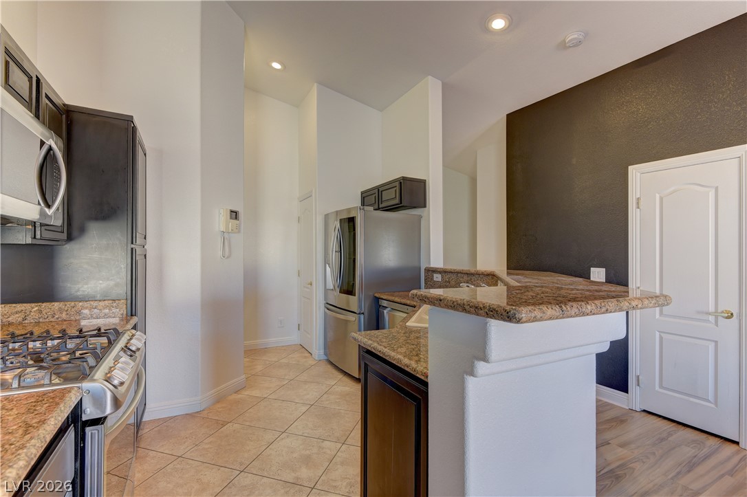 6728 Lavender Lilly Lane 1