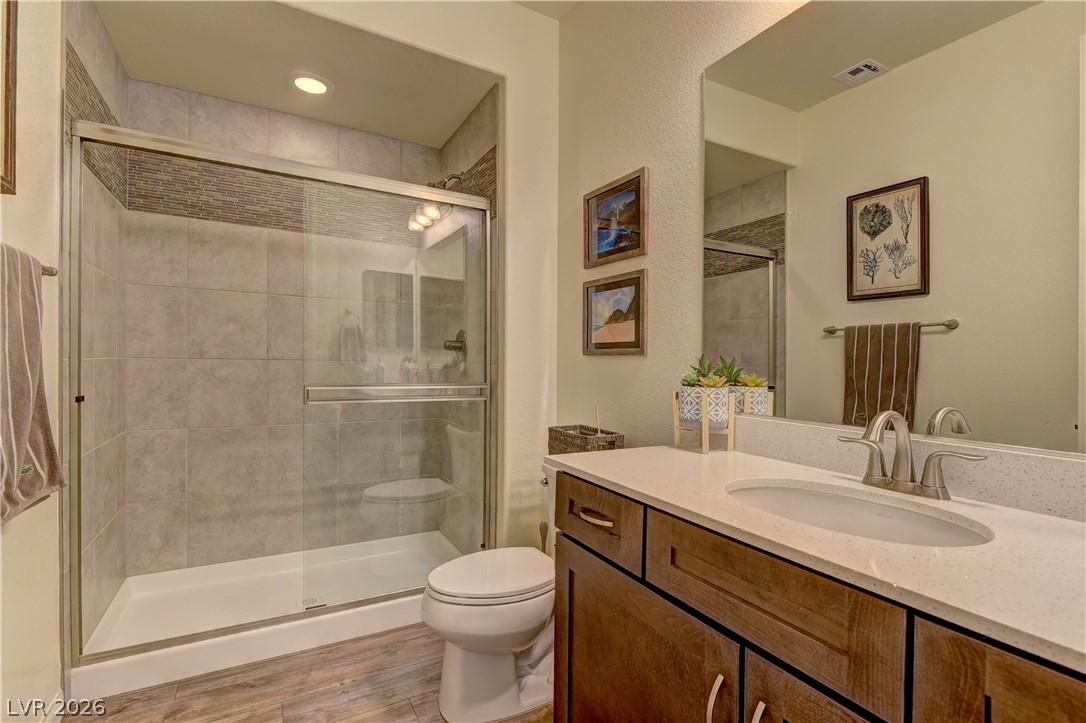 4565 Amazing View Street