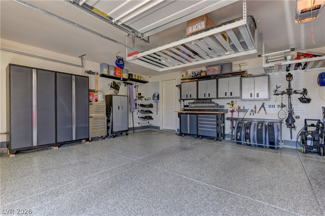 4565 Amazing View Street