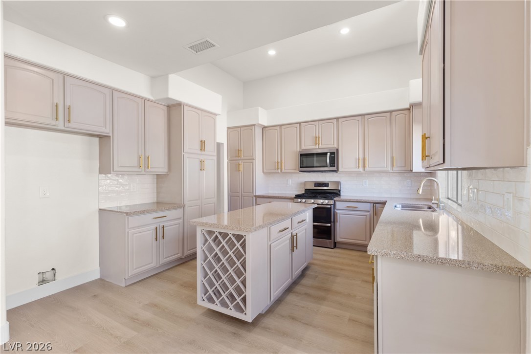 1700 Double Arrow Place