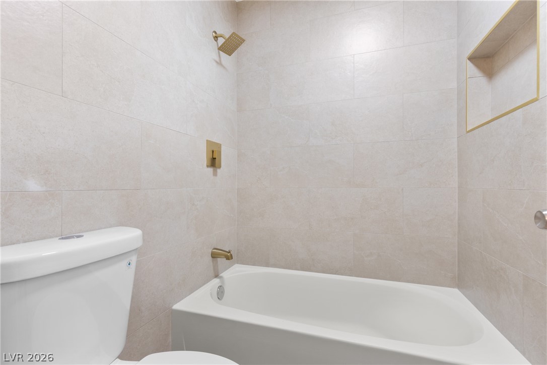 1700 Double Arrow Place