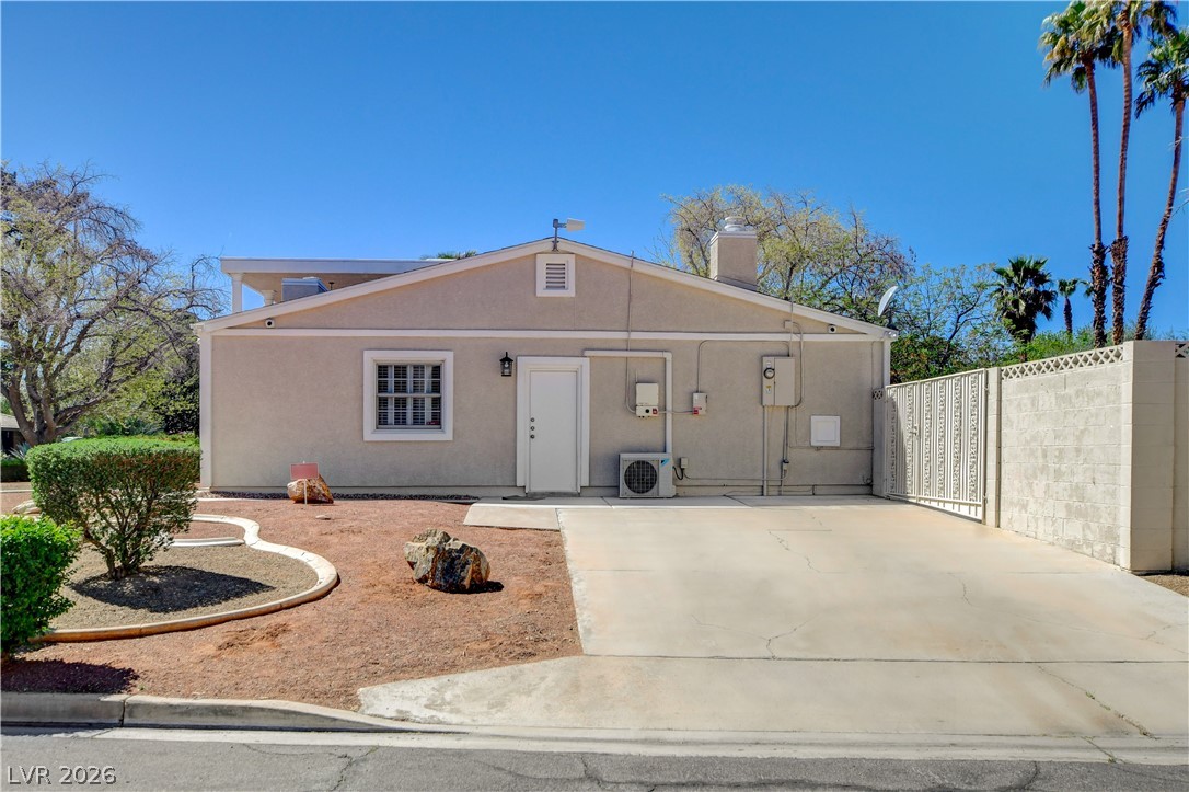 3770 Meadowcrest Drive