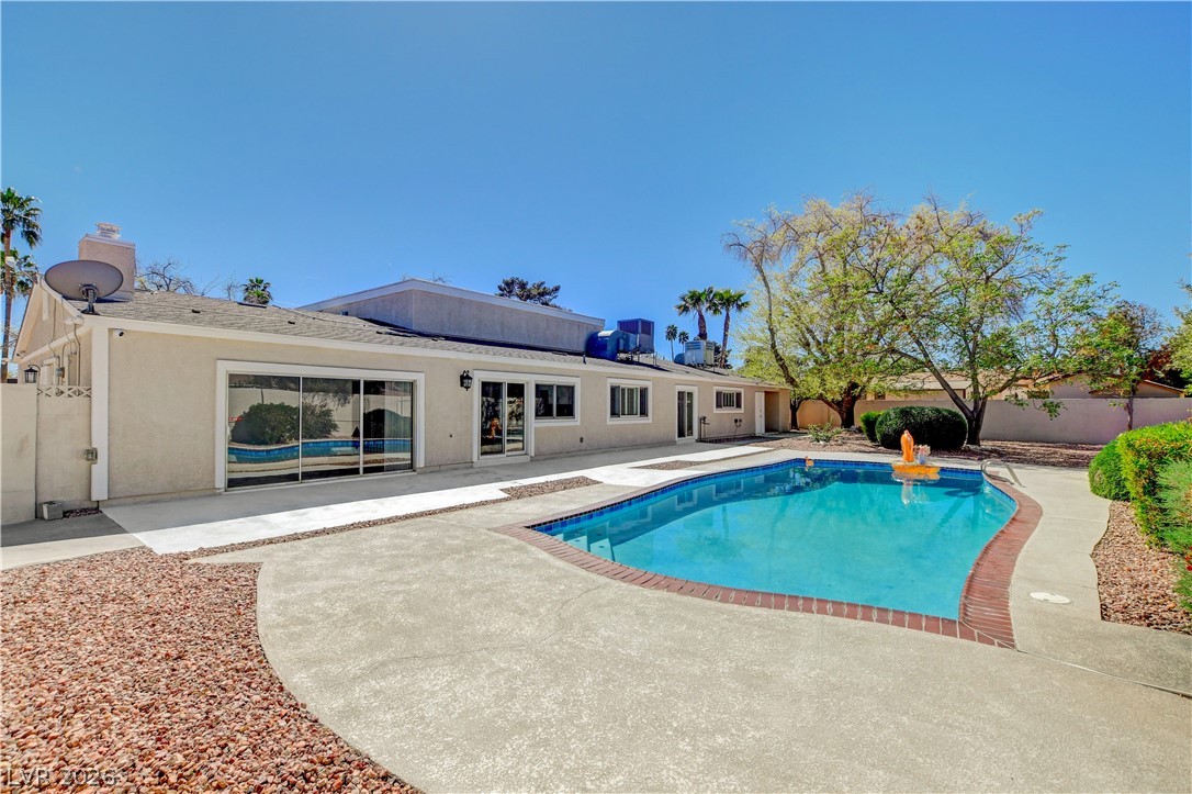 3770 Meadowcrest Drive