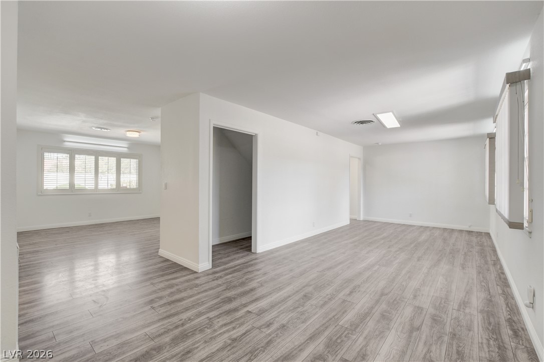 3770 Meadowcrest Drive