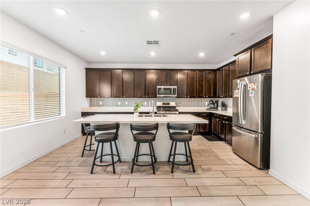 8859 Mountain Lion Avenue