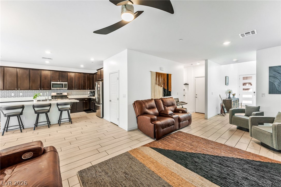 8859 Mountain Lion Avenue