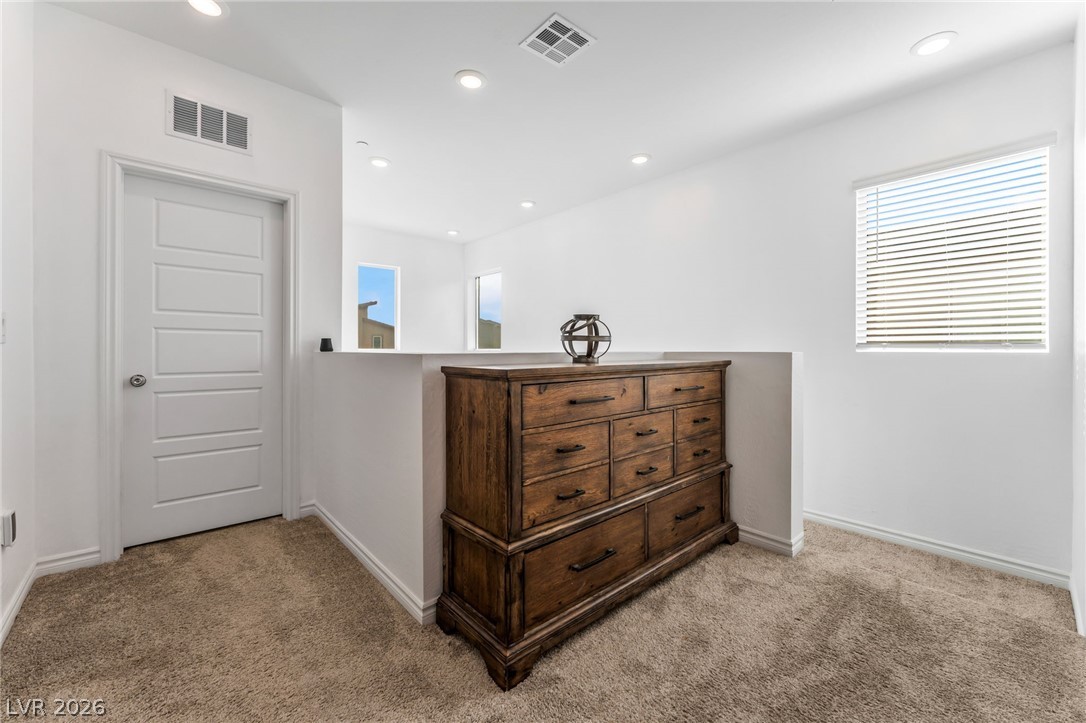 8859 Mountain Lion Avenue