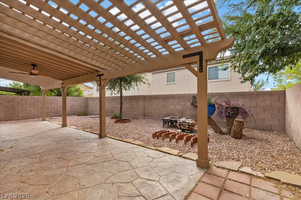 4421 Desert Park Avenue