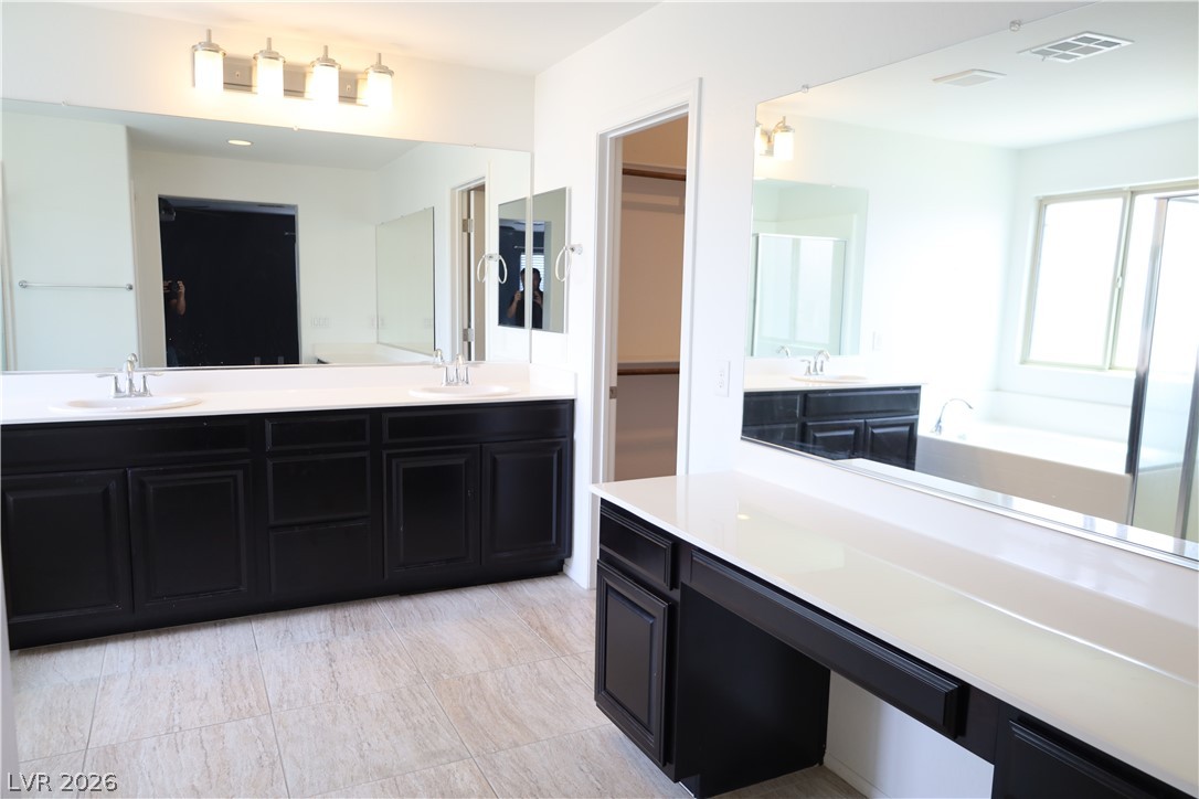 6531 Twin Arrows Avenue