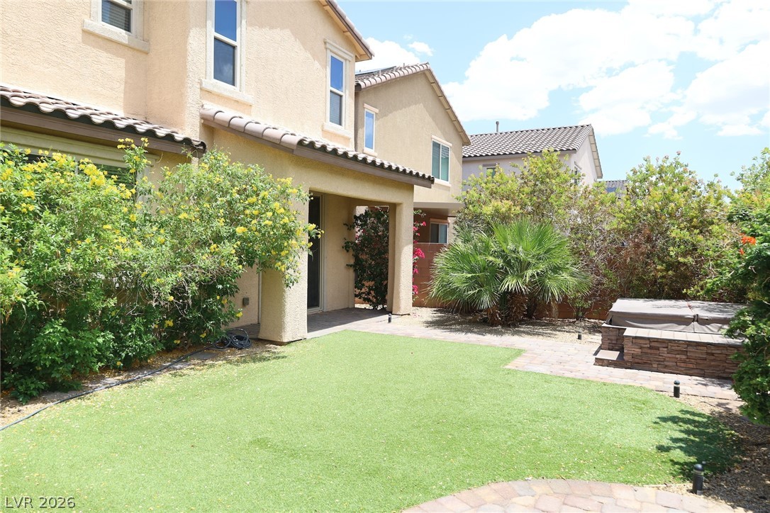 6531 Twin Arrows Avenue