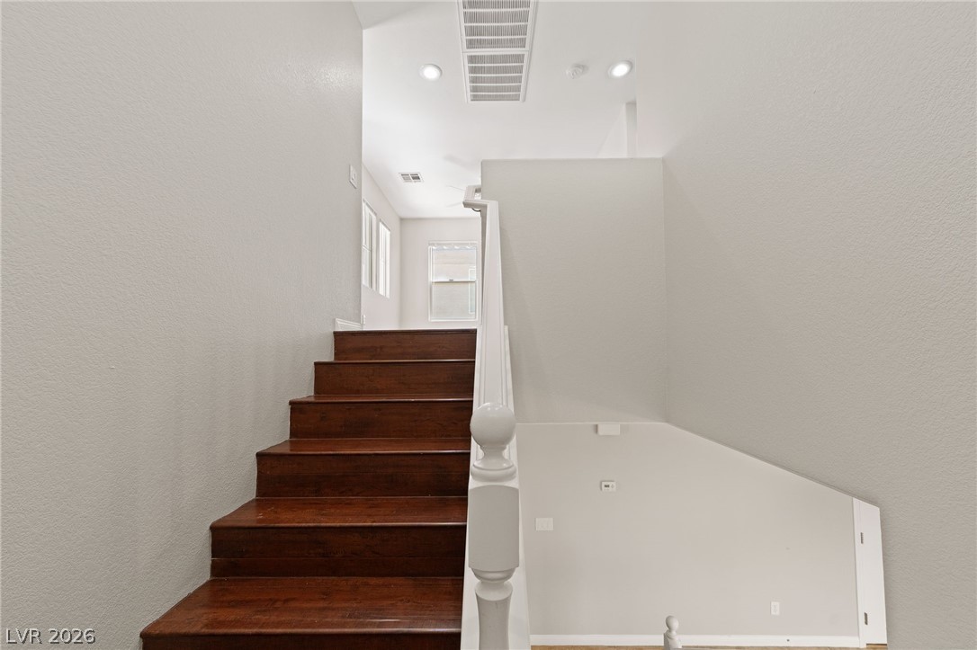 543 Cabis Bay Street