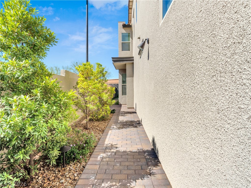 2675 Deep Canyon Street
