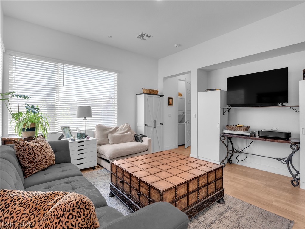 153 Montevallo Bend Street