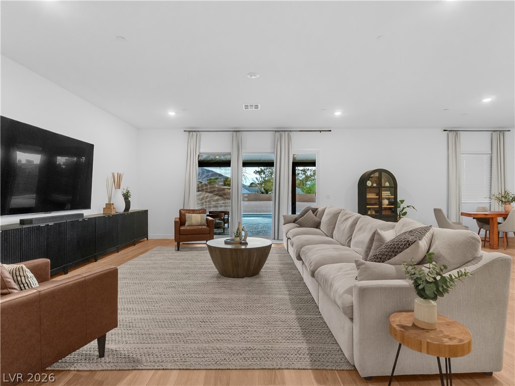 153 Montevallo Bend Street