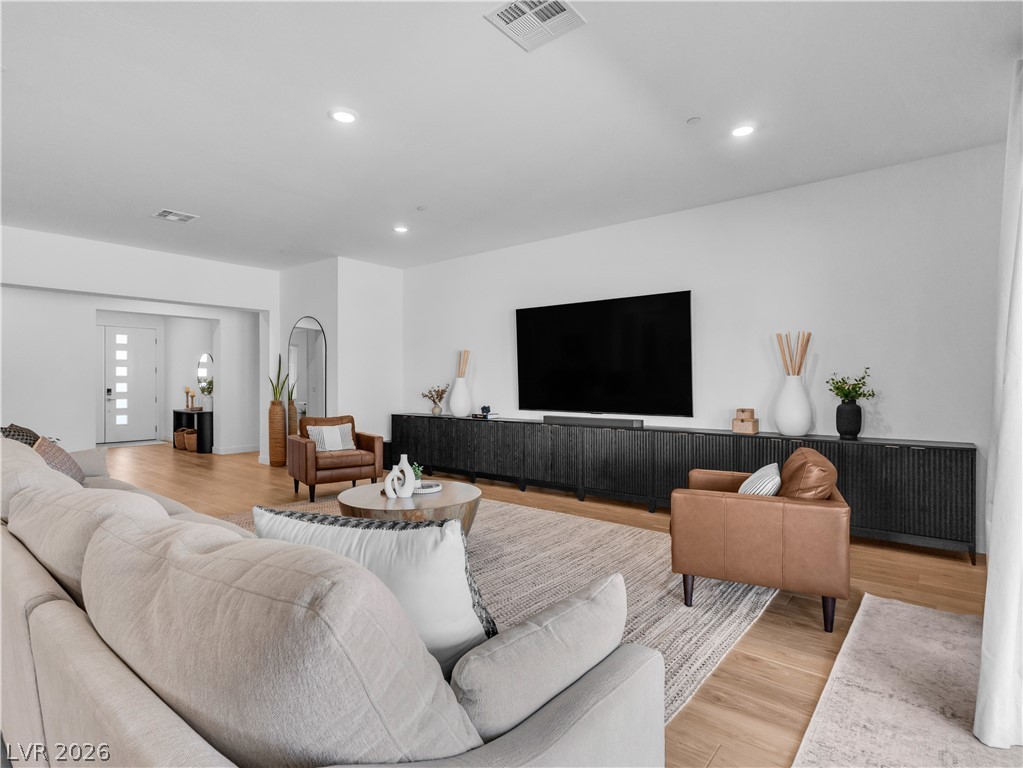 153 Montevallo Bend Street