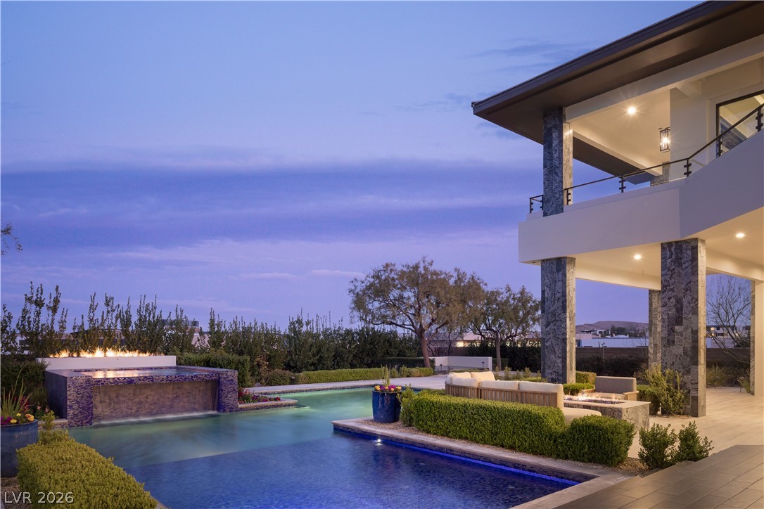 6 Bright Hollow Court