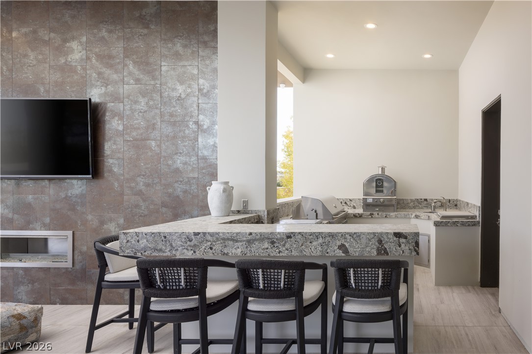 6 Bright Hollow Court