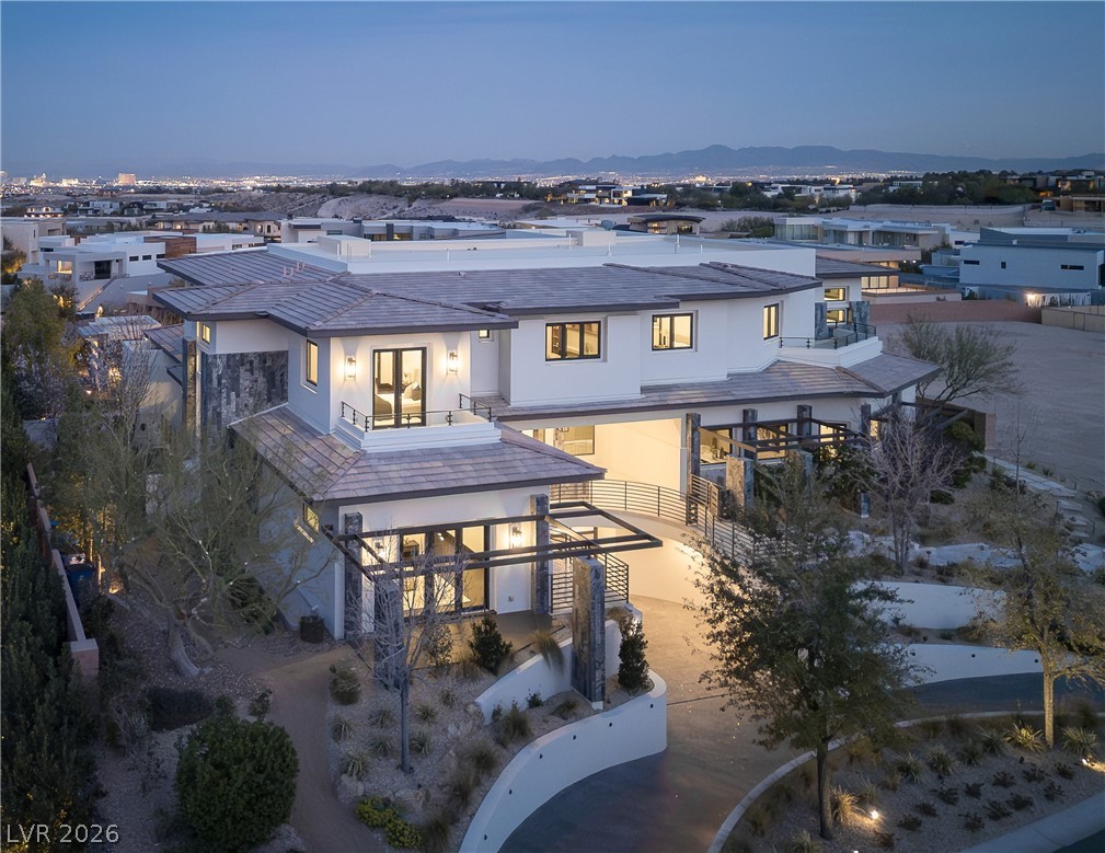 6 Bright Hollow Court