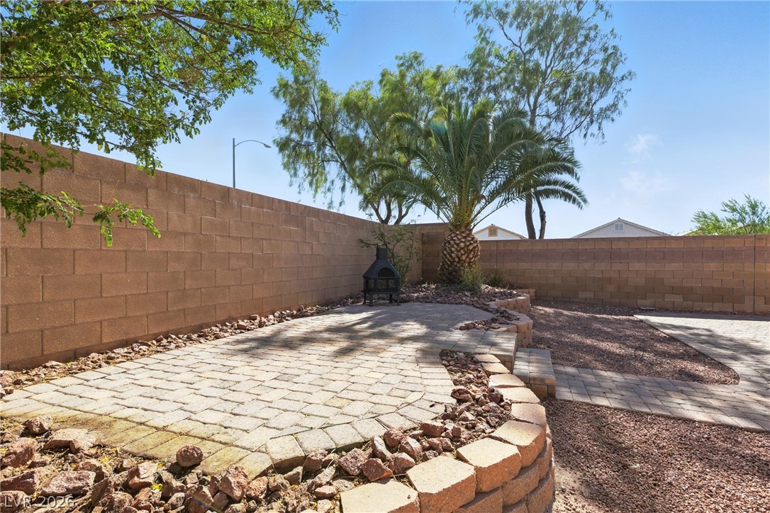 9004 Harbor Wind Avenue