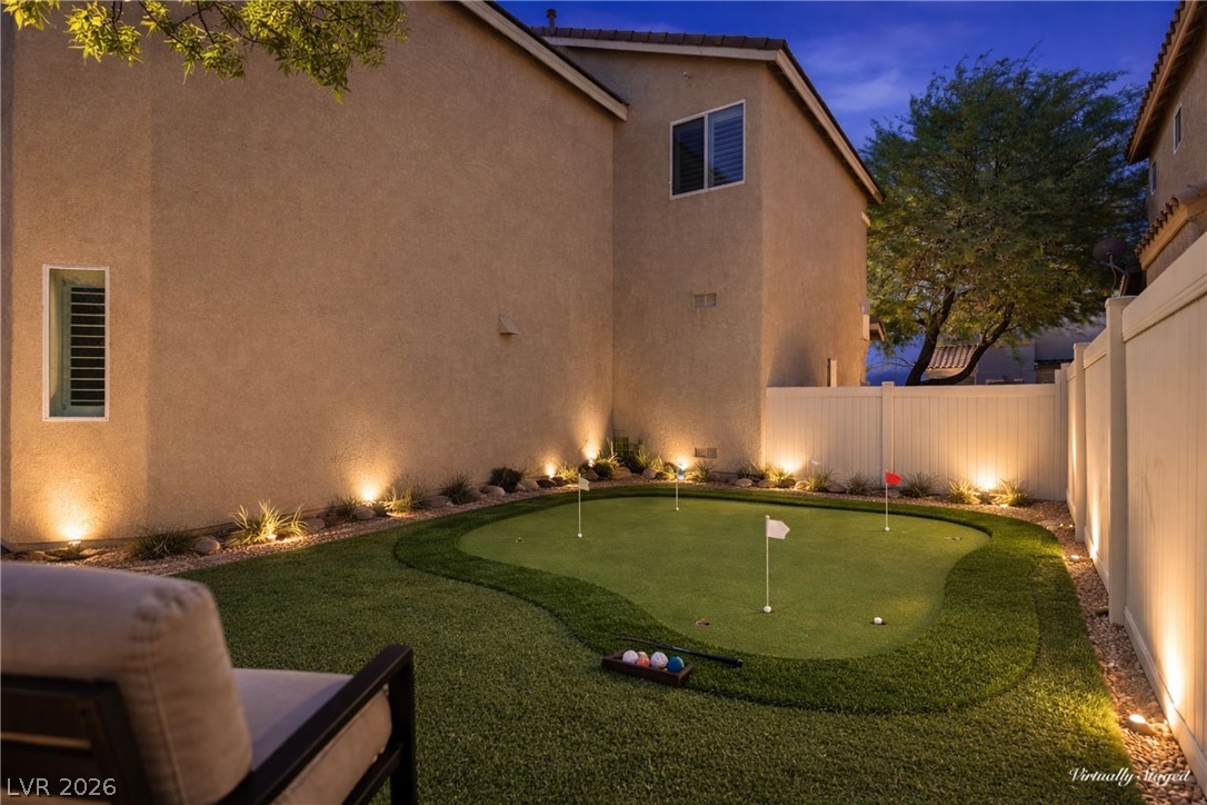 9004 Harbor Wind Avenue