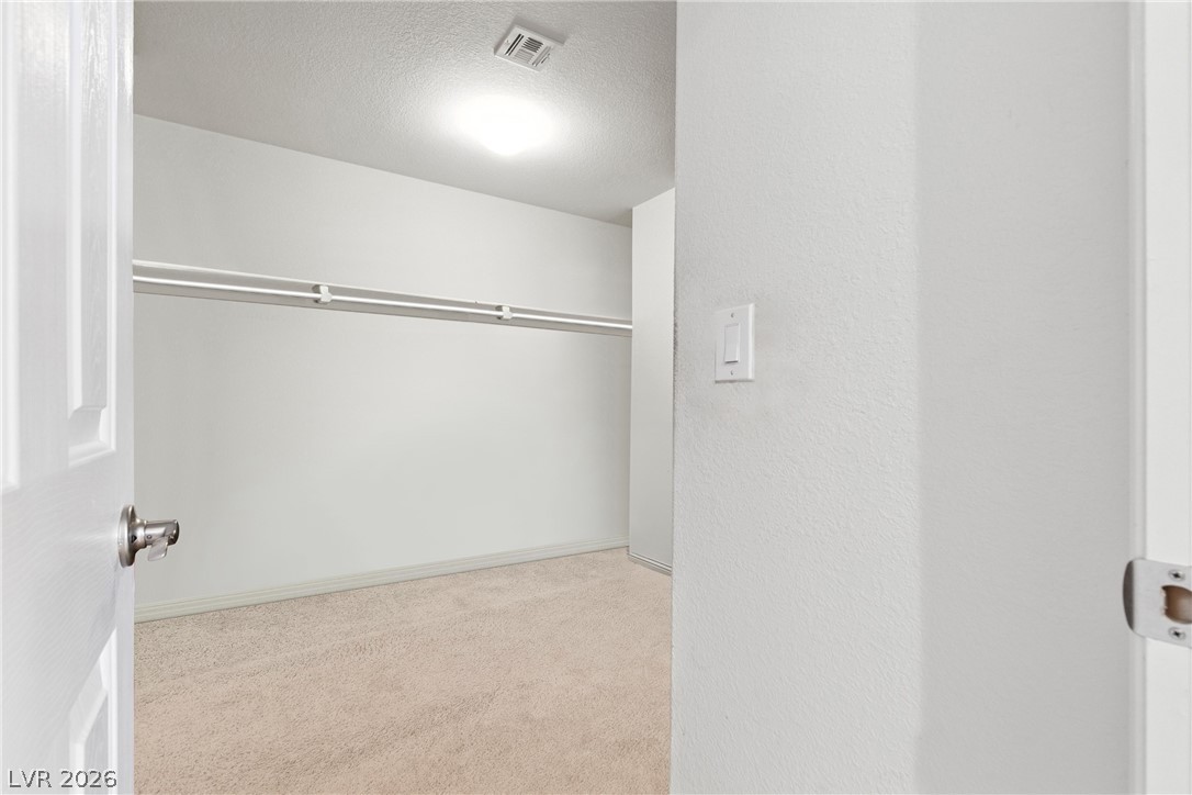 9004 Harbor Wind Avenue