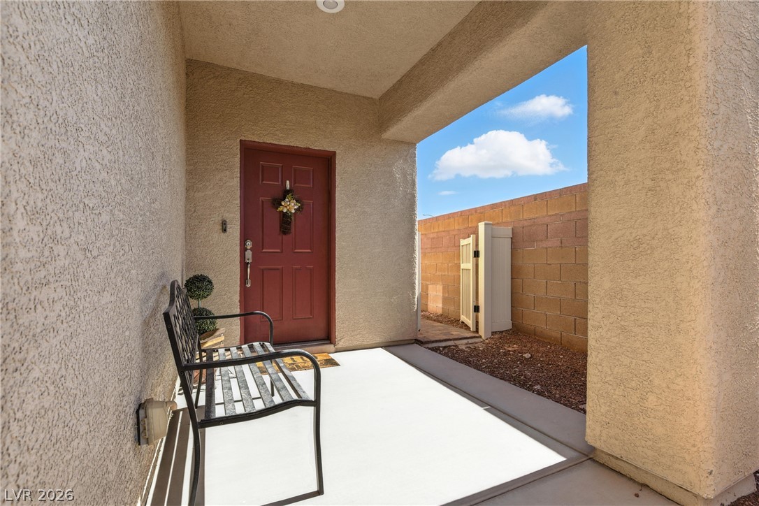 9004 Harbor Wind Avenue