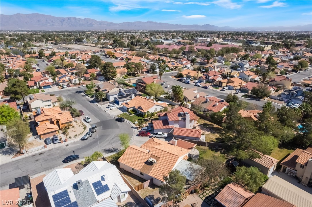 6229 Blossomwood Avenue