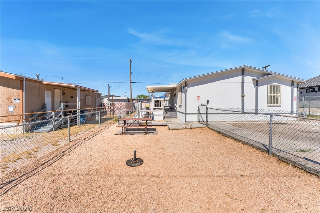 6124 Glacier Avenue