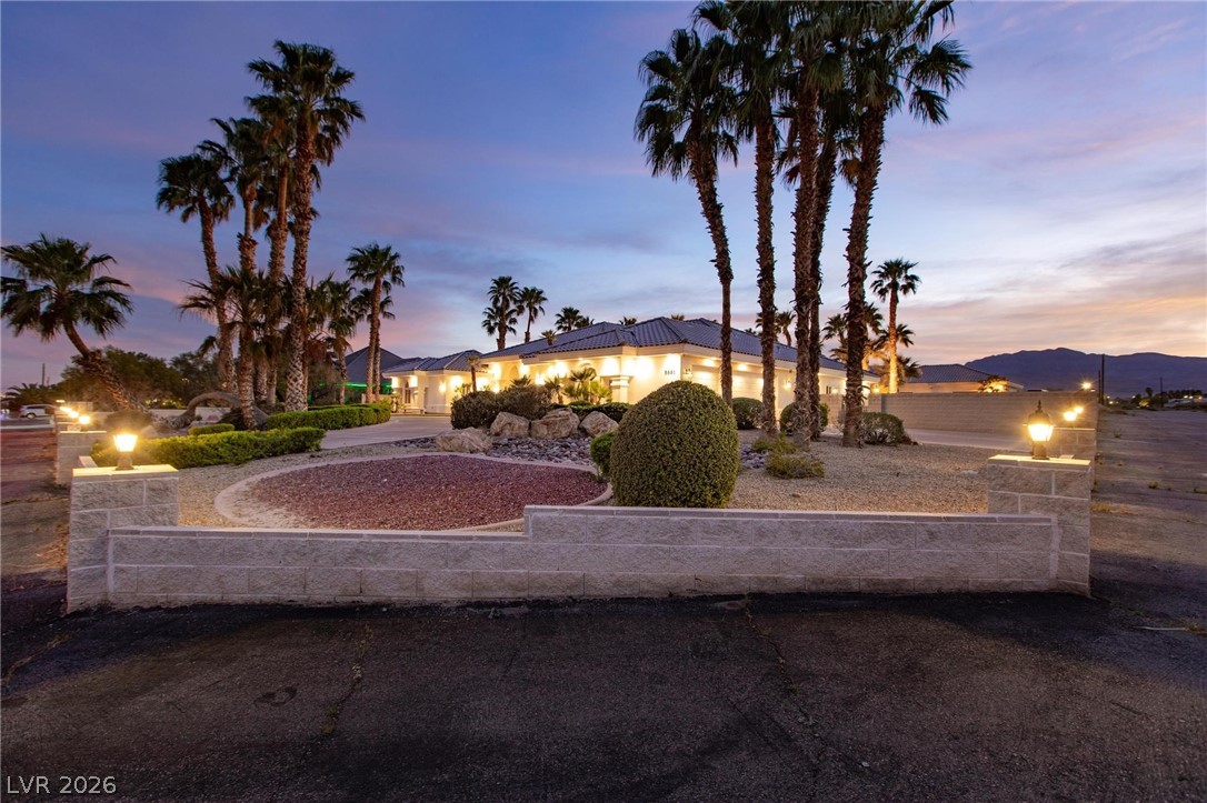 5891 North Campbell Road