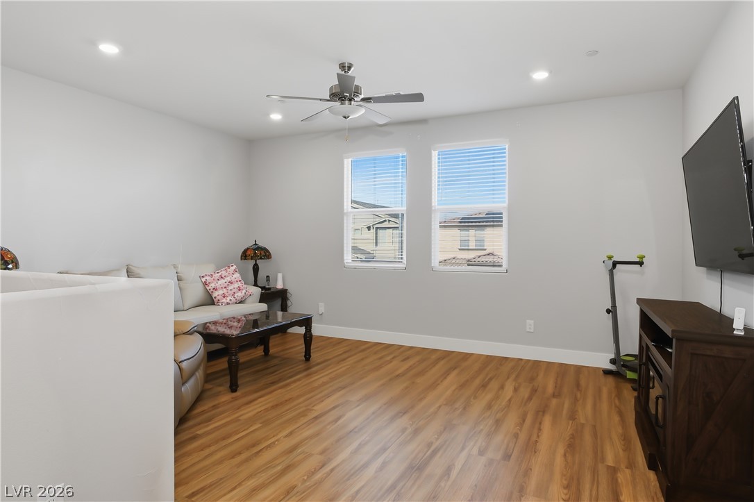 1144 Green Lovebird Street