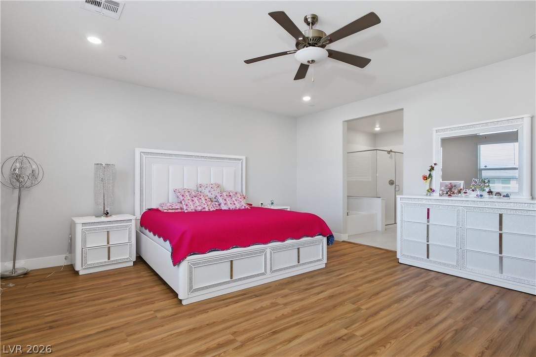 1144 Green Lovebird Street