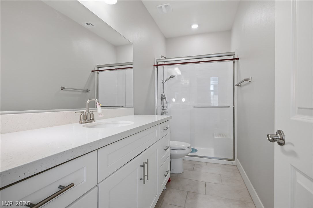 1144 Green Lovebird Street