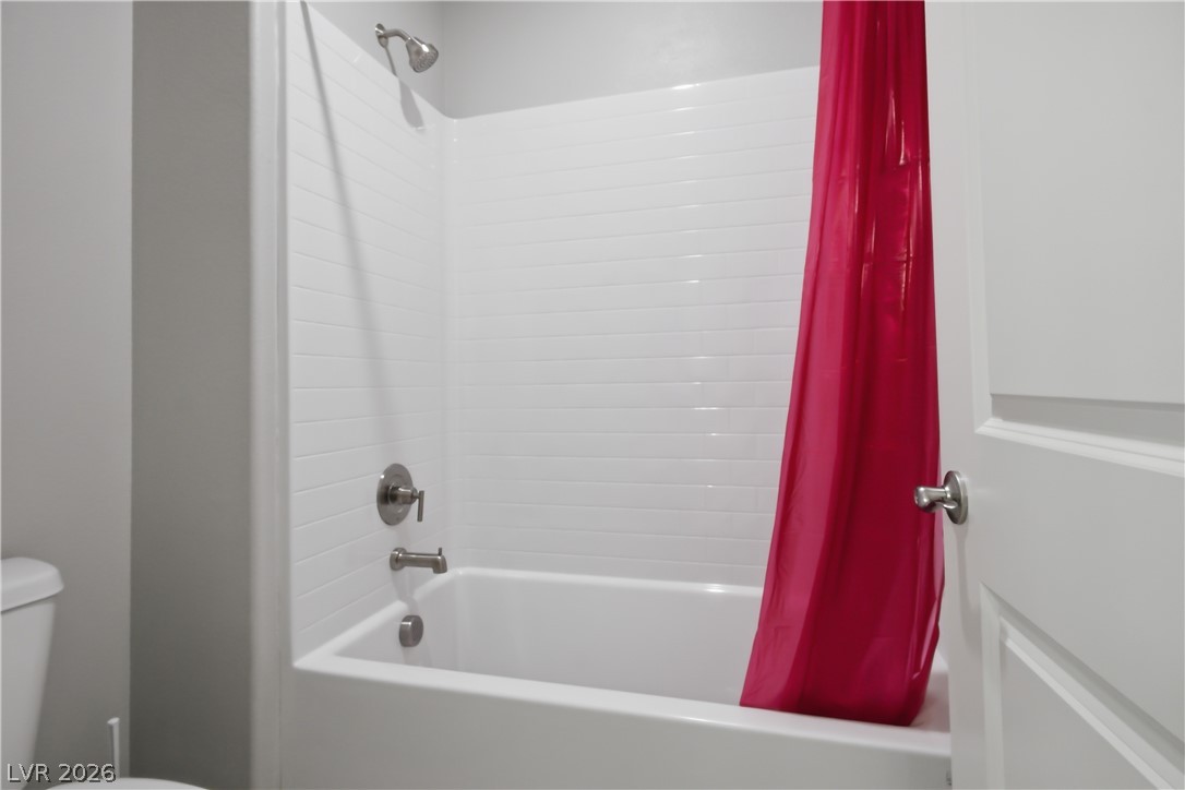 1144 Green Lovebird Street